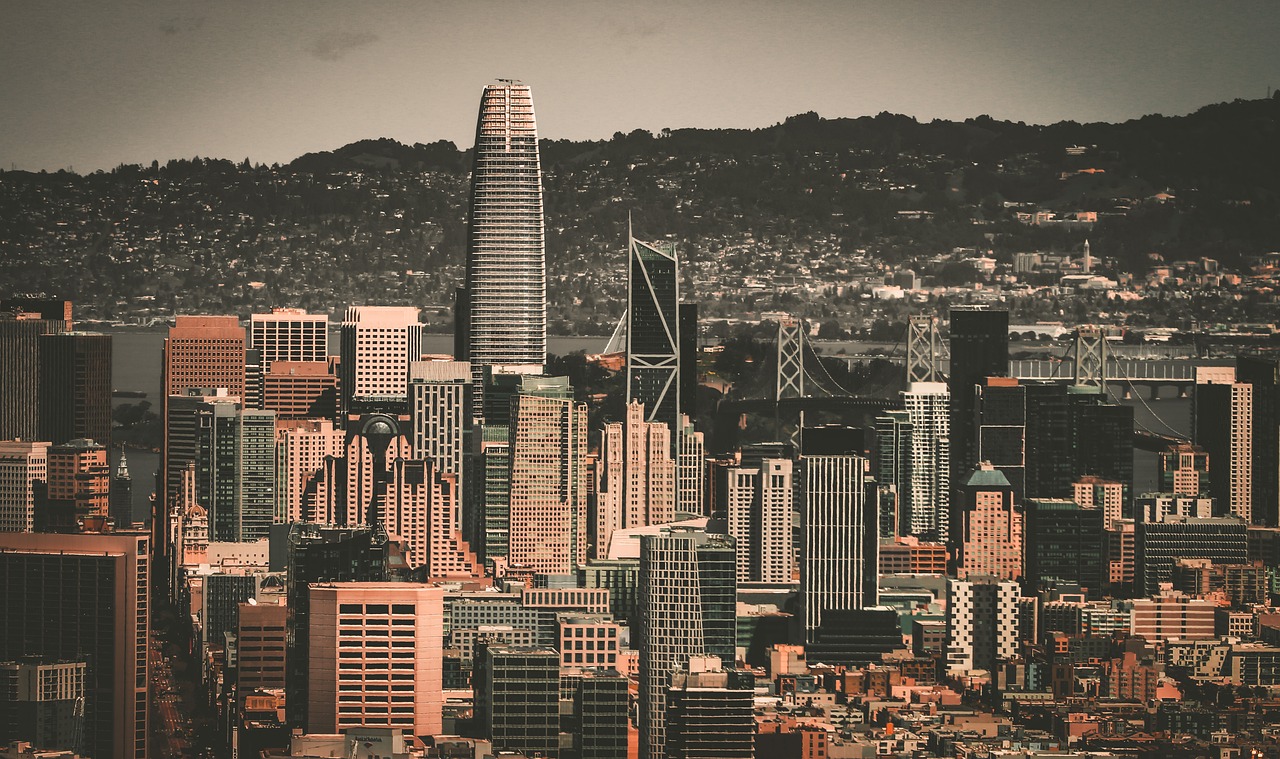 通过他们的 通过他们的