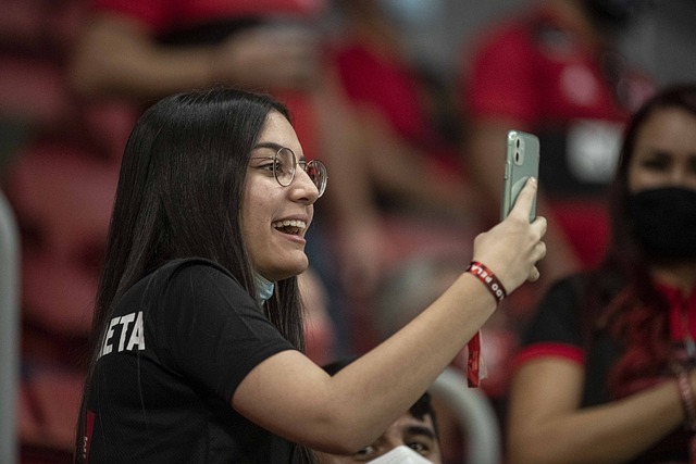 四国击剑名将“长安论剑” 中意选手分享两项冠军.